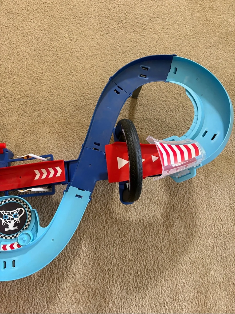 Disney Pixar Cars Piston Cup Speed Way & Global Racer Cup Jumping Raceway Tracks